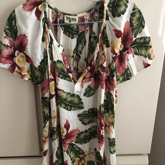 SMYM Tops 3/58$ bundle - Picture 4 of 10